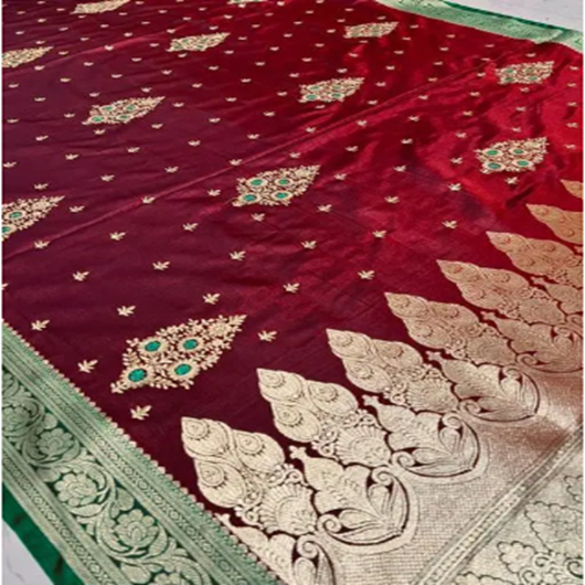 Daniyal Fabrics Present Latest Exclusive Banarasi Saree